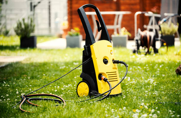 Best Driveway Pressure Washing  in Waxahachie, TX